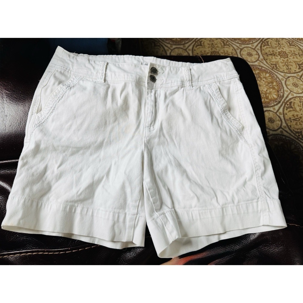 Westport White Cargo Braided Pockets Shorts Size Medium 8 Summer Beach Belt Loop